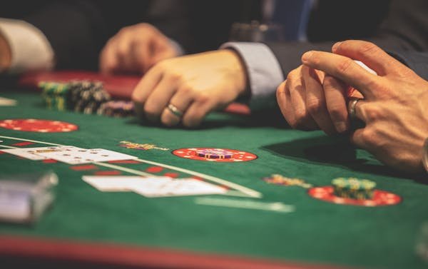 Captivating digital content strategies for casino engagement